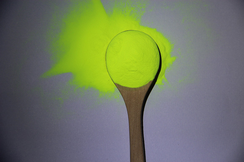 glow in the dark powder