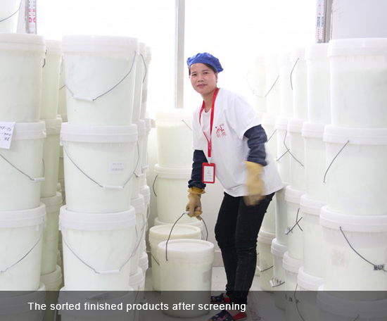 screen the finished glow powder